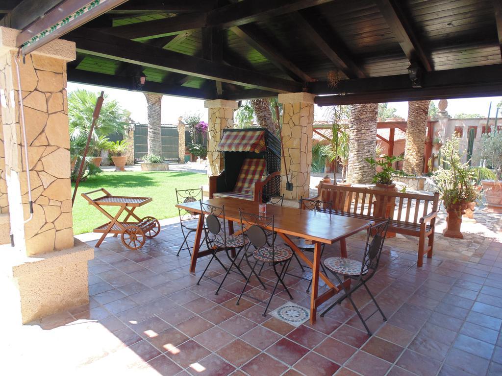 Casa Vacanze Villa Flumini 弗里米尼迪夸尔图 外观 照片
